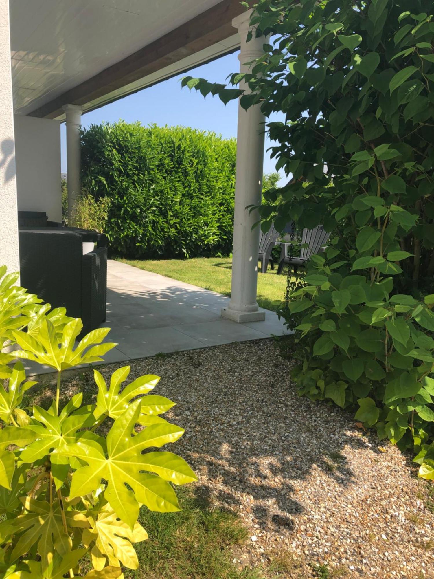 Bel Air Studios-Terrasse Couverte-Jardinet-Vue Pont De Normandie-Parking Prive Honfleur Buitenkant foto
